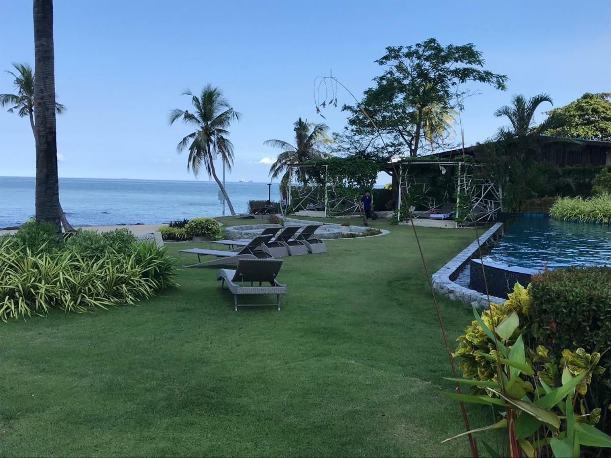Luxurious Beachfront Pattaya Esterno foto