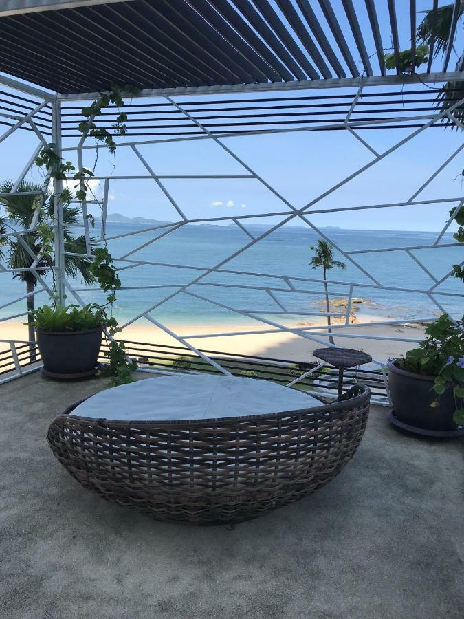 Luxurious Beachfront Pattaya Esterno foto