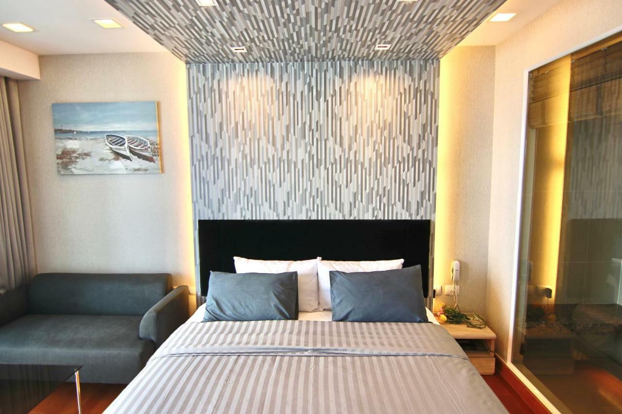 Luxurious Beachfront Pattaya Esterno foto